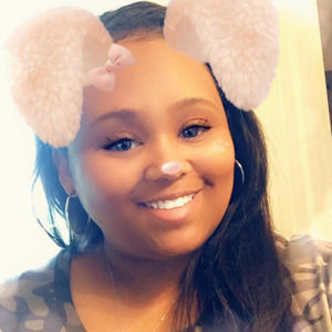 Meet your Posher, Camille